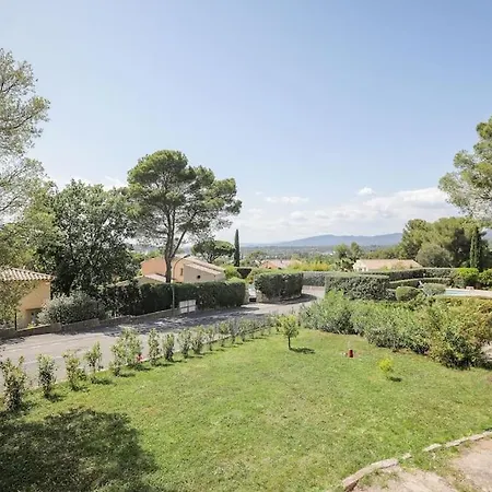 Rez De 80 M2 Avec Piscine/jardin *